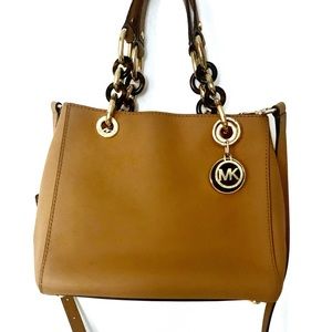 Beautiful Micheal Kors Satchel Leather Bag